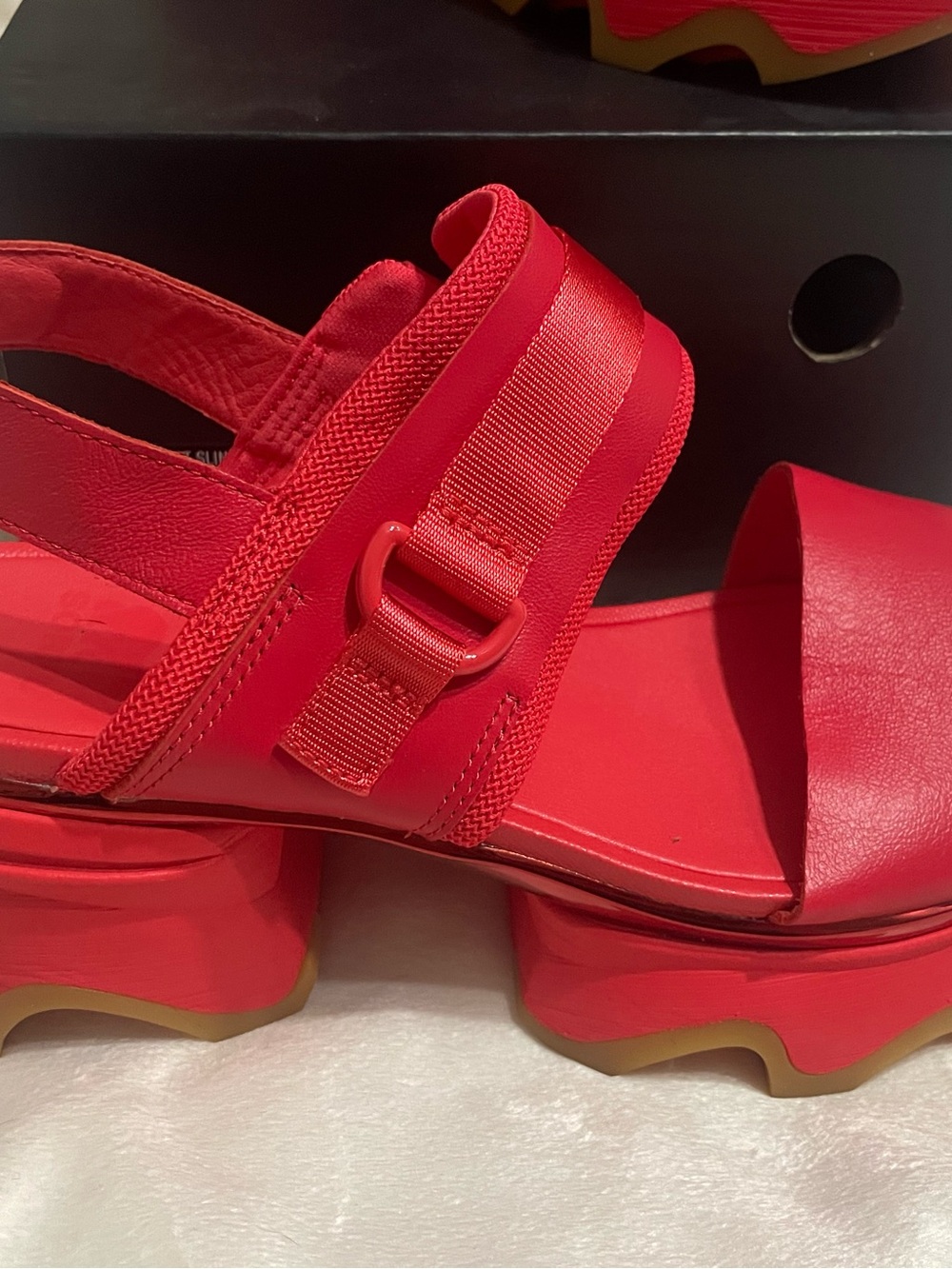 Sorel Red Platform Sandals - Picture 2 of 7